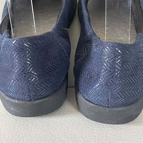 Clarks Sillian Jetay navy blue size 8 NWOT cloud steppers - Picture 6 of 10